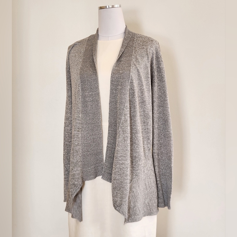 || EILEEN FISHER || silver heathered cardigan open asymmetrical hem flowy sz M